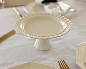 Floretta Pedestal Dish