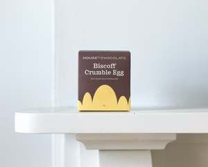 Table: House of Chocolate | Biscoff Crumble Egg