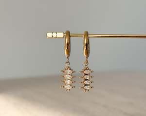 Parfum Jewellery: Saint Sebastian | Cleo Huggies | Clear