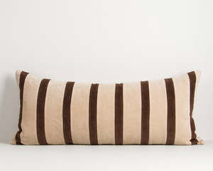 Cushions Throws: Huxley Lodge Cushion | Natural/Chocolate