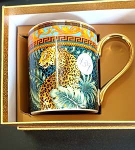 Homewares: Leopard jungle gold mugs boxed