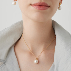 Marco Bicego Gemstones: Marco Bicego Africa Pearl Pendant in 18k Gold