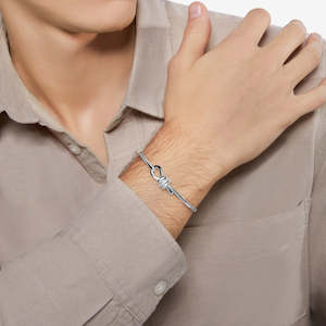 Dodo Nodo: DoDo Nodo Knot Bangle in Sterling Silver