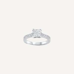 Hulchi Belluni Rings: Bellucci Engagement Ring in 18k White Gold with Diamonds