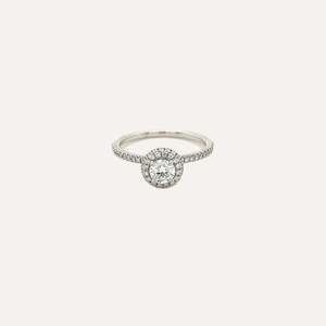 Hulchi Belluni Diamond Ring with Halo
