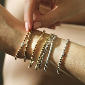 Al Coro Square Stretchy Bracelet in 18k White Gold Small Size Cubes