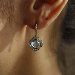 Hulchi Belluni Earrings: Quadrifoglio Earrings in 18k White Gold with Blue Topaz and Diamonds