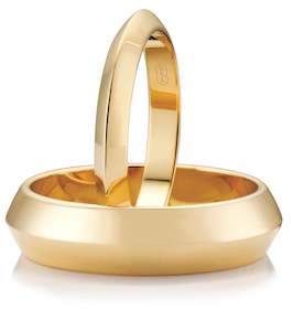 Classic Wedding Rings: French Curve Wedding Ring