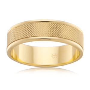 Mens Wedding Rings: Mens Yellow Gold Diamond Cut Finished Wedding Ring