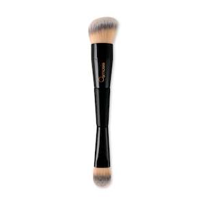 Colour: Dual Foundation Brush