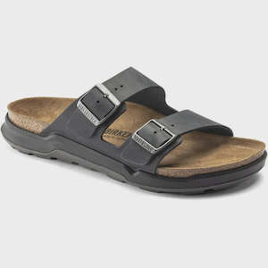 Footwear: Birkenstock Arizona CT Oiled Leather - Black
