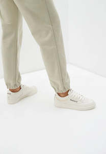 Reebok: R-M16 (Reebok club c 85 chalk/mahogany/gold metallic) 22498696