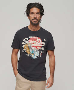 Superdry: SDA-J (Superdry tokyo VI graphic t-shirt bison black) 102493043