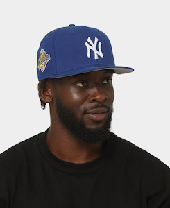 Caps: NEC-A64 (New era 5950 world series colour pack new york yankees fitted cap royal blue/grey UV) 52593970