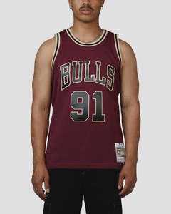 Jerseys: MNA-Z47 (Mitchell & ness bulls rodman burgundy swingman jersey) 102598260