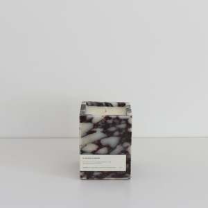Dawn Candle Calacatta • Blackberry & Plum