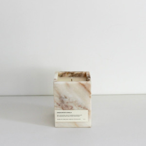 Homewares: Dawn Candle Gold • Sandalwood & Vanilla