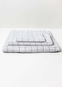 Graph Checkered Towel - Charcoal