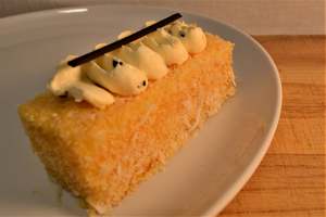 Individual Desserts 1: Lamington - Mango