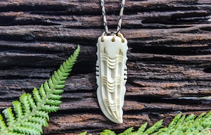Bone Carvings: Bone Rei Puta Necklace