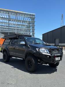Toyota Hilux: Toyota Hilux 2011-2015 Bull Bar | Loop