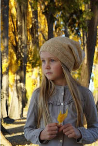 Books And Patterns: Polka Dot Slouch