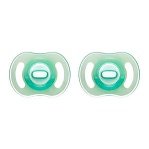 Tommee Tippee Ultra-Light Stayput Night GLow Silicone Soother 2 Pack 0-6 Months - Green Pack