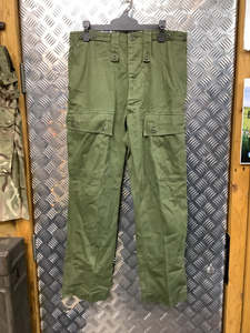 Army Surplus: NZ Army - Khaki Pants (Used/On Behalf)