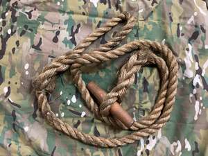 Militaria: WWll Toggle Rope
