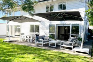 3M x 3M Square Sunbrella® Cantilever Umbrella in 'Coal' - Outside Space