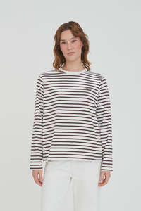 Huffer: Huffer Oui Oui Long Sleeve Tee - Chestnut/Chalk