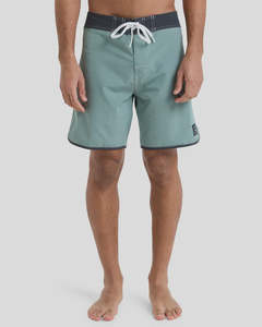 Mens: Quiksilver Original Scallop 18 - Sea Spray