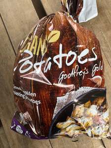 Potatoes: Potatoes - Godfrey's Gold 2kg (ORGANIC)