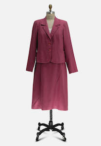 Busy Lady Rose Ensemble