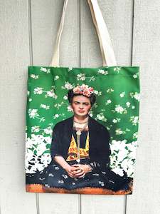 Apparel: Tote Frida Bag Gretels Green Floral I The Villa Collection