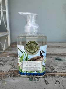 Linen: Foaming Soap By the Lake