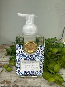 Linen: Foaming Soap Indigo Seas