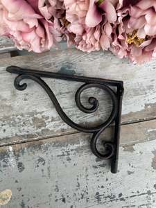 Shelf or Plant Bracket Cast Iron small