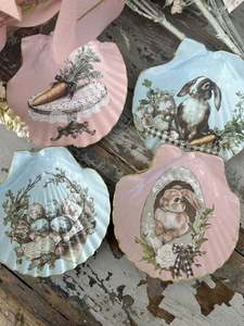 Pm Vintage Finds: Easter shell trinket dish