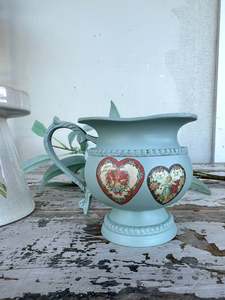 Pm Vintage Finds: Jug French Eggshell and hearts