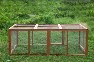 Wooden Chicken Coop: Wooden Chicken Coop Run