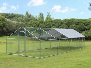 Wooden Chicken Coop: Metal Chicken Coop