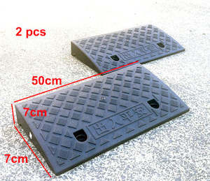 Motors: 7cm Car Ramps x 2