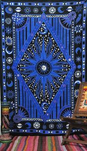 Salt Lamps: Wall Hanging Blanket