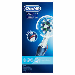 Oral B: Oral B Pro 2000 Dark Blue Electric Toothbrush