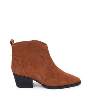 Kathryn Wilson: Miley Boot | Tan Suede