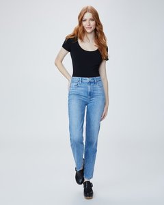 Stella Straight | Carla