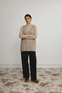 Sale Trial: Okewa Rib Vest | Buff