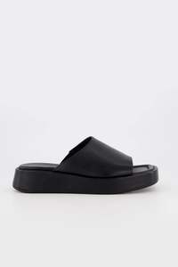 Bronwyn: Josephine | Black