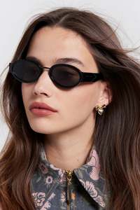 Sunglasses: All Out Black | Black